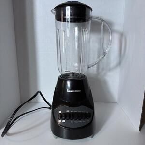 BLACK+DECKER BL2010BP 10-Speed Blender 6-Cup Jar Stainless Steel Blade Black